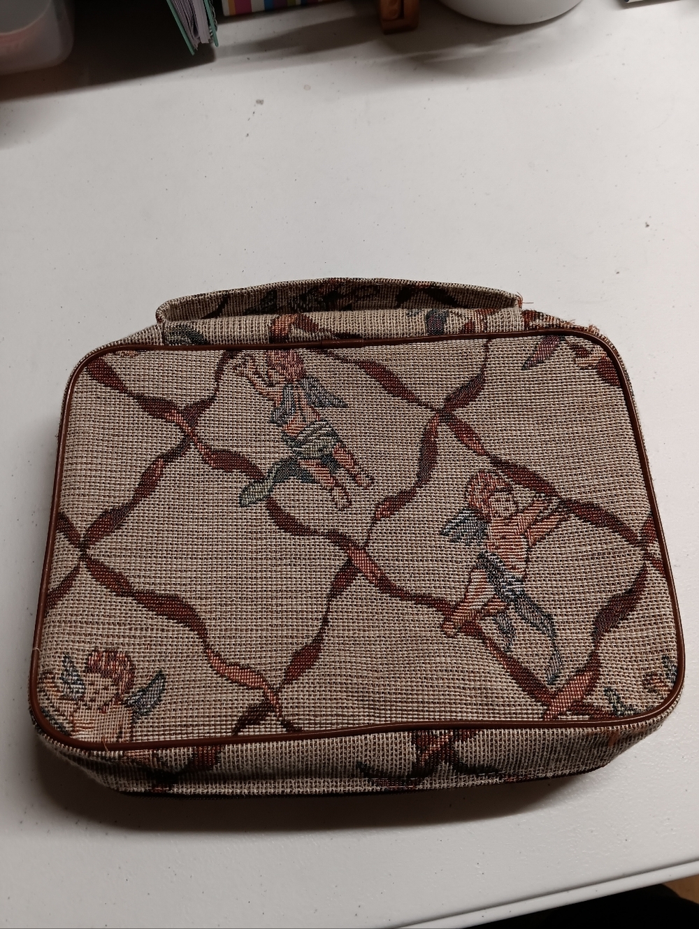 Vintage Cherub Tapestry Bible Carrying Case with Handle